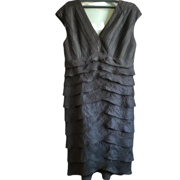 Adrianna Papell | Dresses | Adrianna Papell Midi Cocktail Dress Brown Size  4